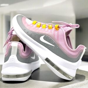 Women's Nike Air Max Axis - Arctic Light Pink/White